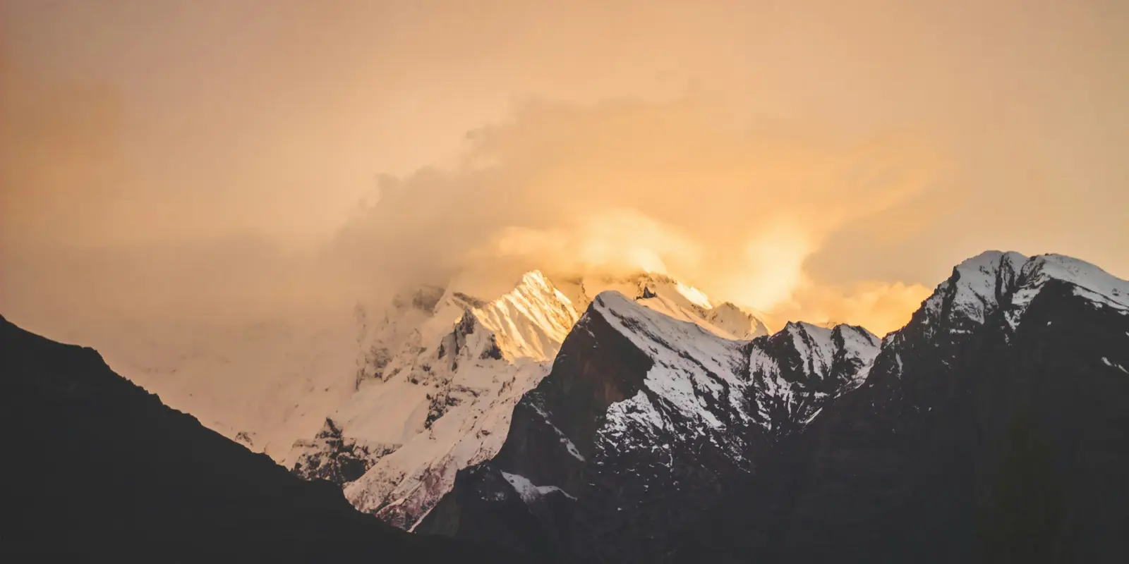 Hunza Valley, Gilgit-Baltistan Hunza Valley in Gilgit-Baltistan, northern Pakistan — signal here is far patchier than in the lowland cities
