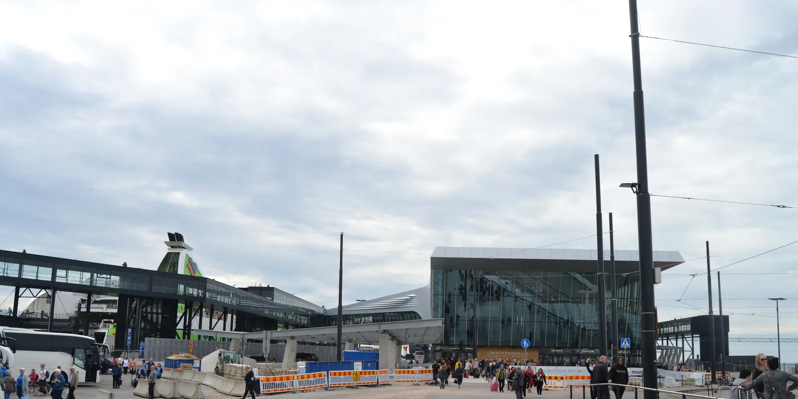 West Terminal 2 in Helsinki vor der Abfahrt